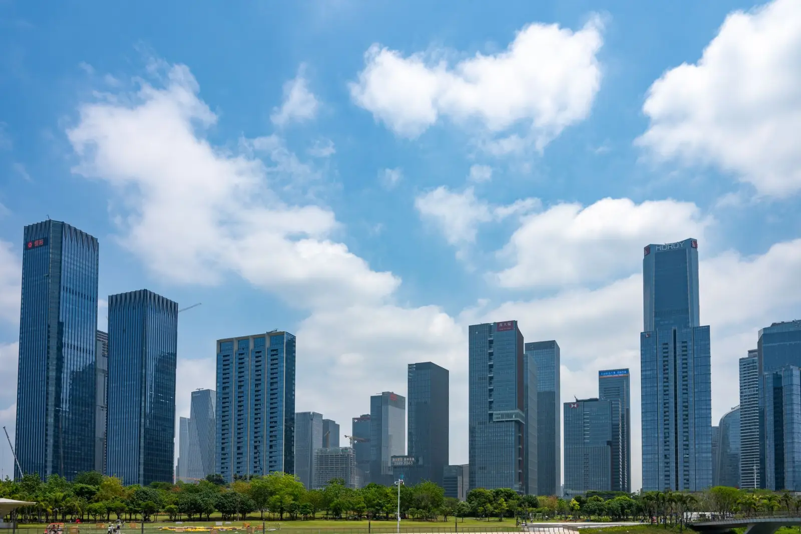 山东柳竖脂商贸日用百货批发供应链的品类结构与区域优势分析