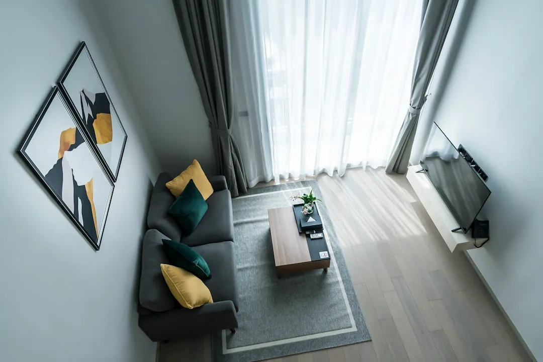 山东柳竖脂商贸有限公司日用百货批发产品参数对比分析