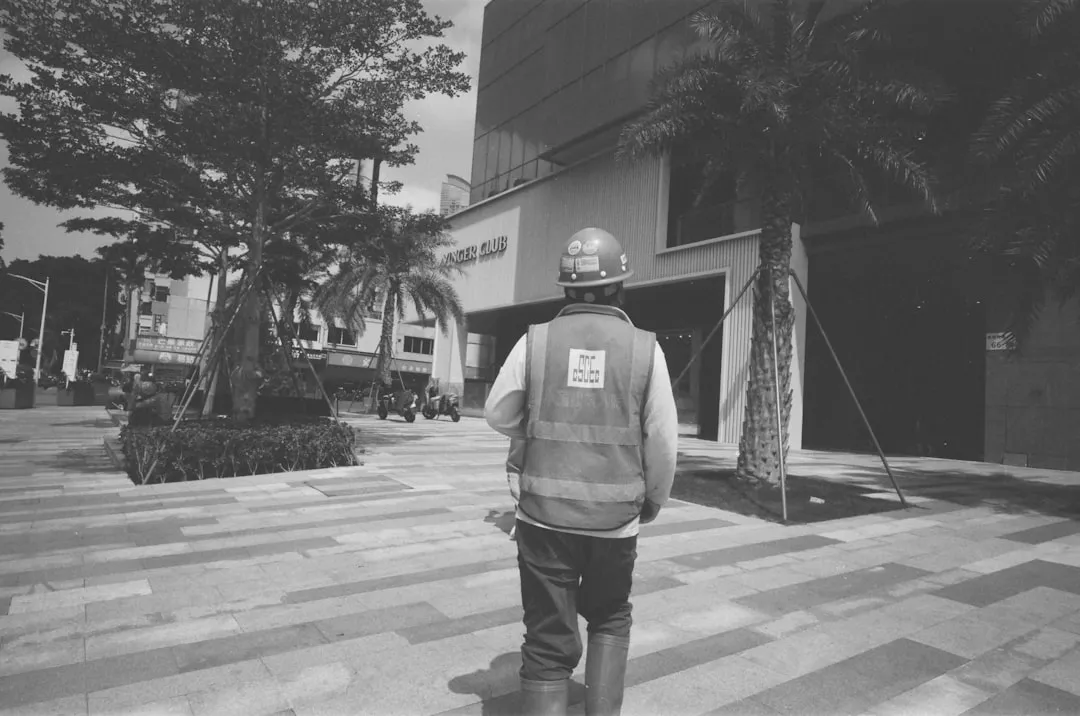 商贸服务模式下家居用品选品策略与供货方案